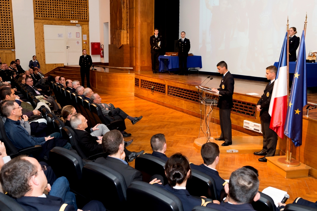 Remise des prix Saint-Exupéry "l'envol de la jeunesse". Prises de vues réalisée le 9 décembre 2015 en amphithéâtre Marin-la-Meslée du Bâtiment de Direction et d'Enseignement (BDE), de l'École de l'air de Salon-de-Provence.